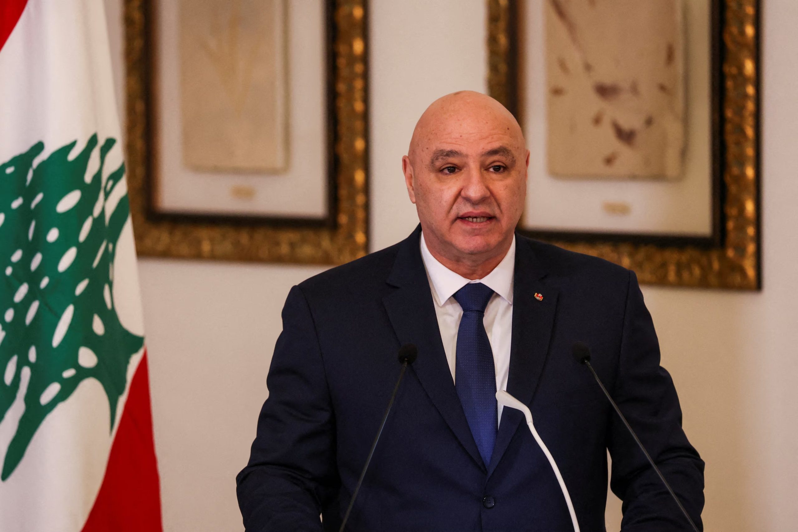 La visita de Aoun se produjo pocos días después de que delegaciones de Líbano e Israel concluyeran en Roma una nueva ronda de conversaciones con mediación estadounidense (REUTERS)