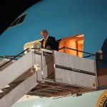 Amenaza iraní obligó a Trump a cambiar de avión en cumbre OTAN, según fuentes