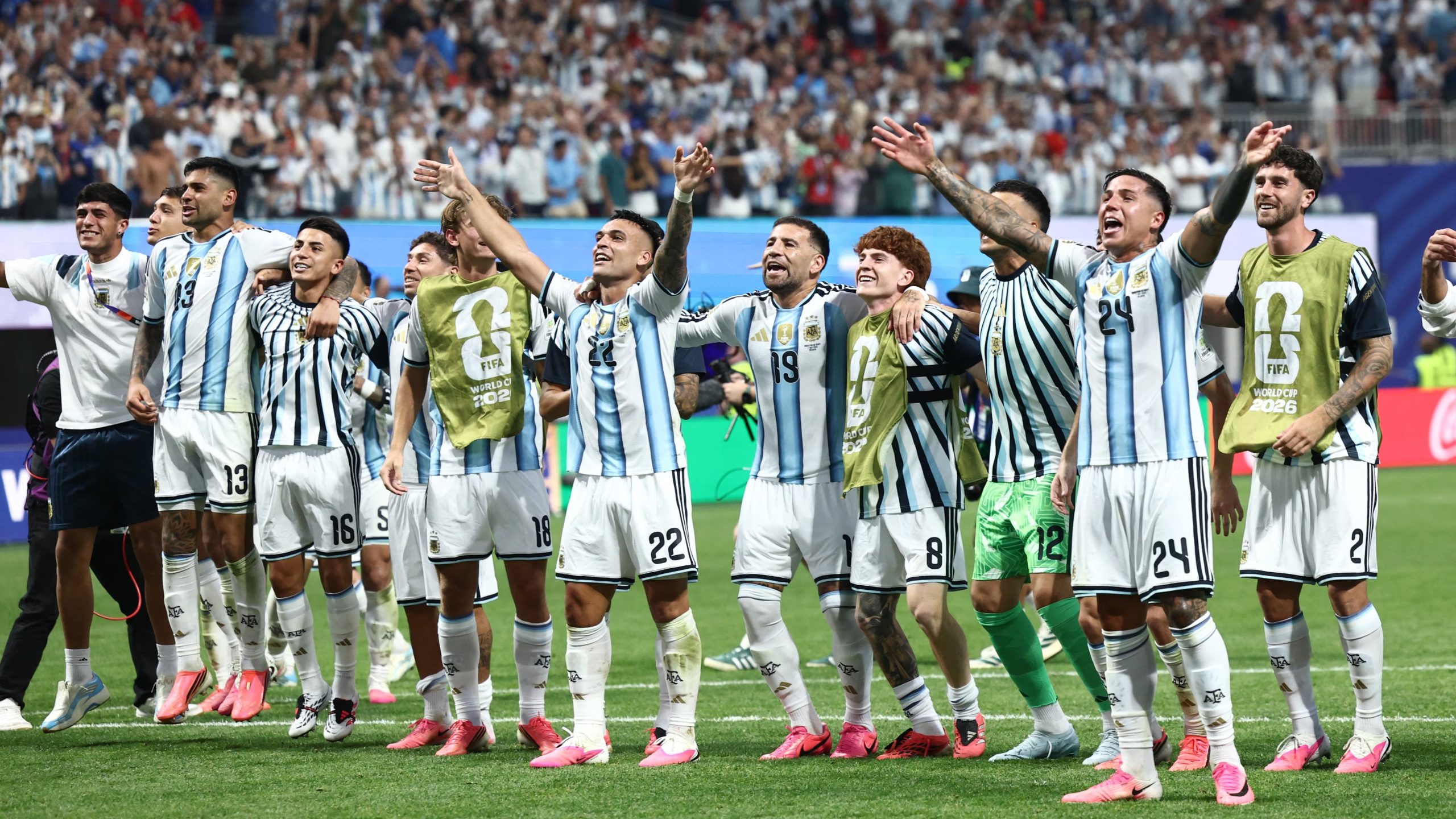 El gol de Enzo Fernández ante Egipto fue el tanto de la victoria más tardío anotado por un futbolista argentino en tiempo reglamentario de un Mundial (REUTERS/Amanda Perobelli)