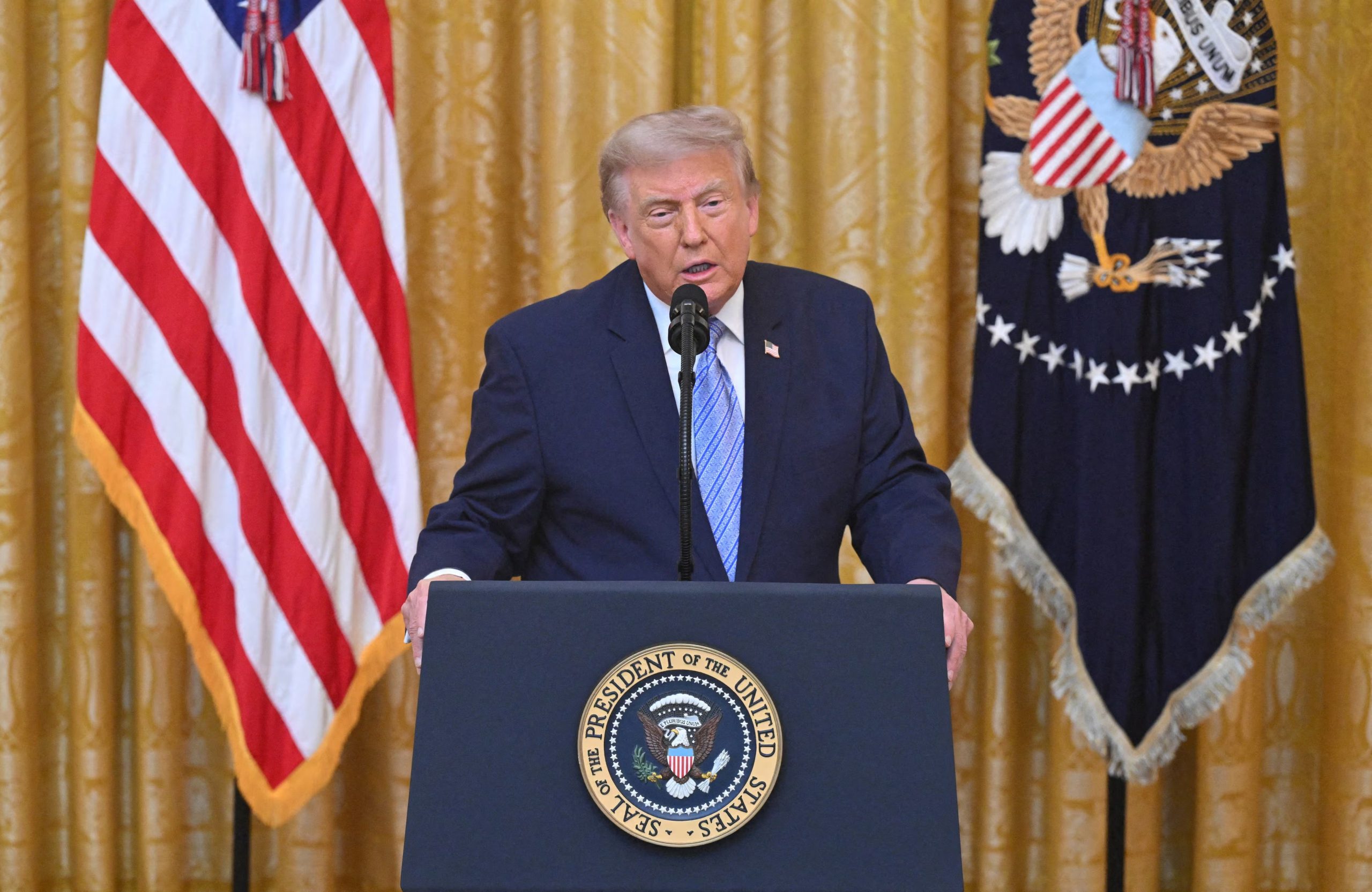 El presidente de Estados Unidos, Donald Trump, afirmó que ya dio instrucciones a la cúpula militar para responder a futuros ataques de Teherán