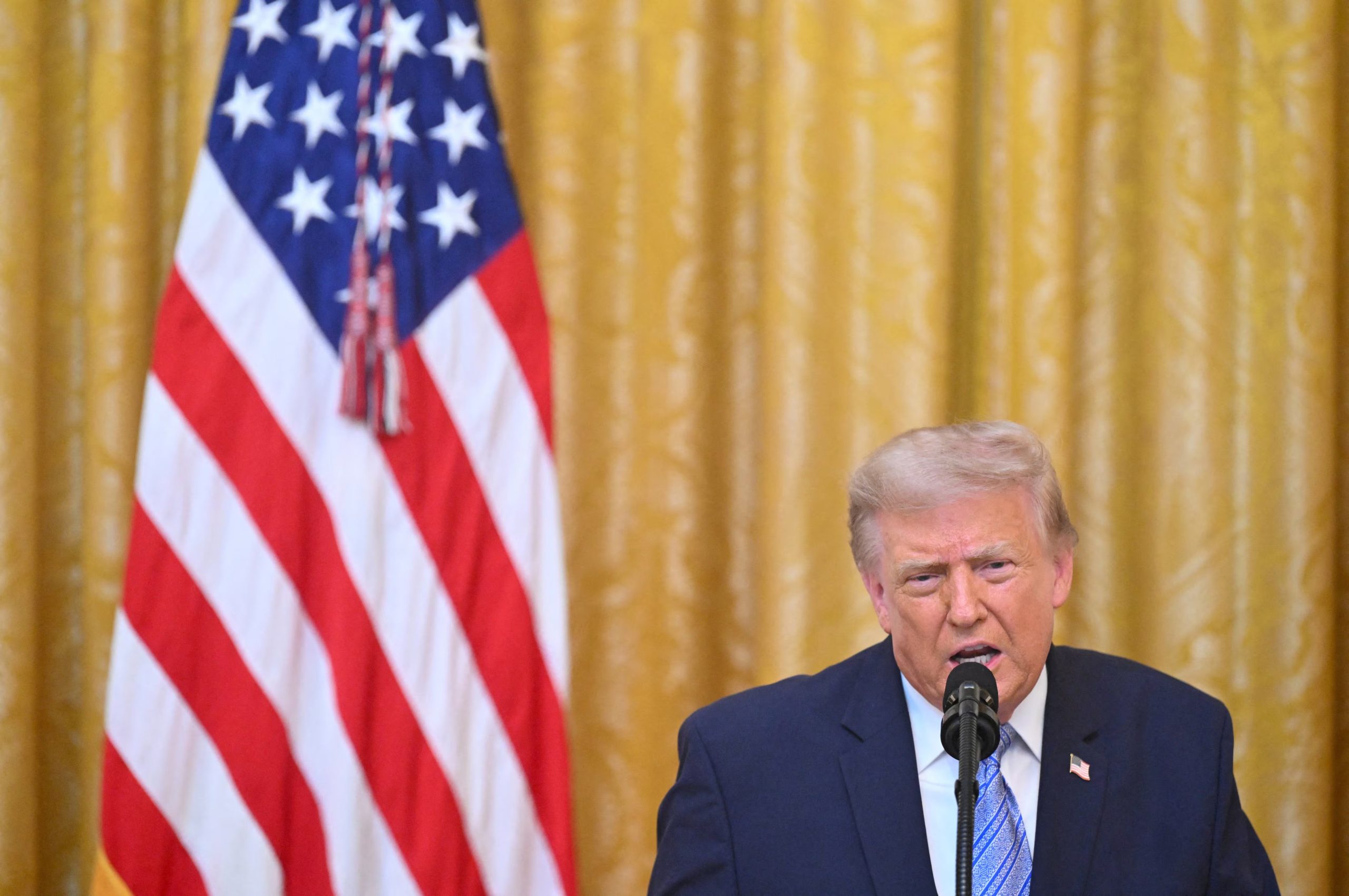 El presidente de EE. UU., Donald Trump, se dirige a la nación desde el Salón Este de la Casa Blanca, en Washington, D. C., el 16 de julio de 2026 (SAUL LOEB/REUTERS)