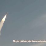 Irán ataca bases de EE.UU. en Bahréin y Jordania; petróleo sube