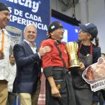 Gust Conchas se corona campeón del Mundial de las Huecas de la feria Raíces