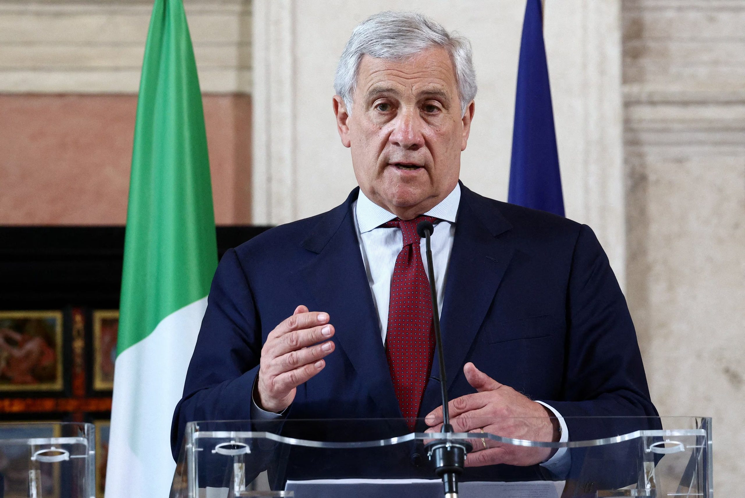 El canciller italiano, Antonio Tajani, quien acusó a Moscú de recurrir a