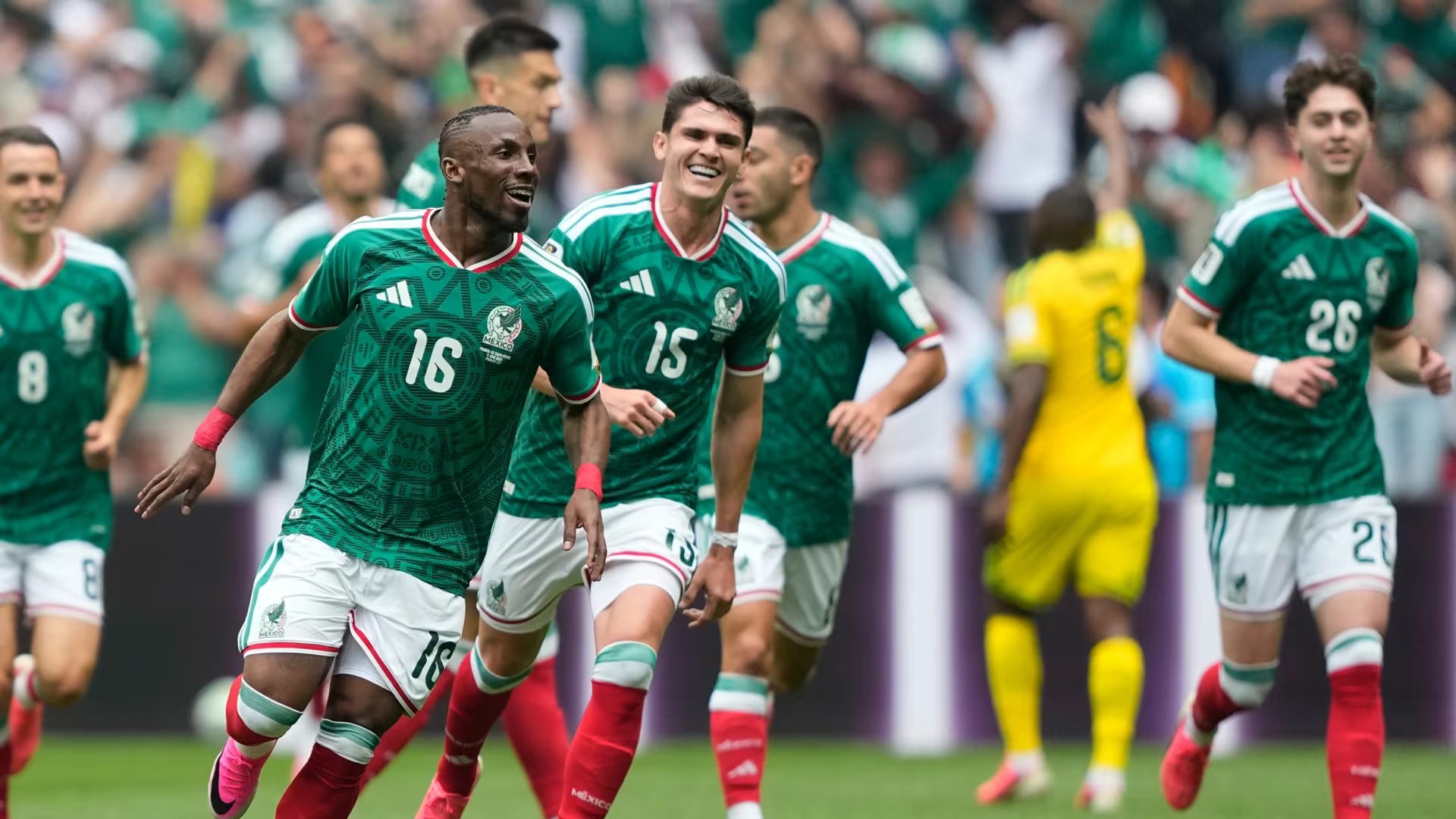 Quiñones se estrenó como goleador en su primera Copa del Mundo.l (AP Photo/Natacha Pisarenko)