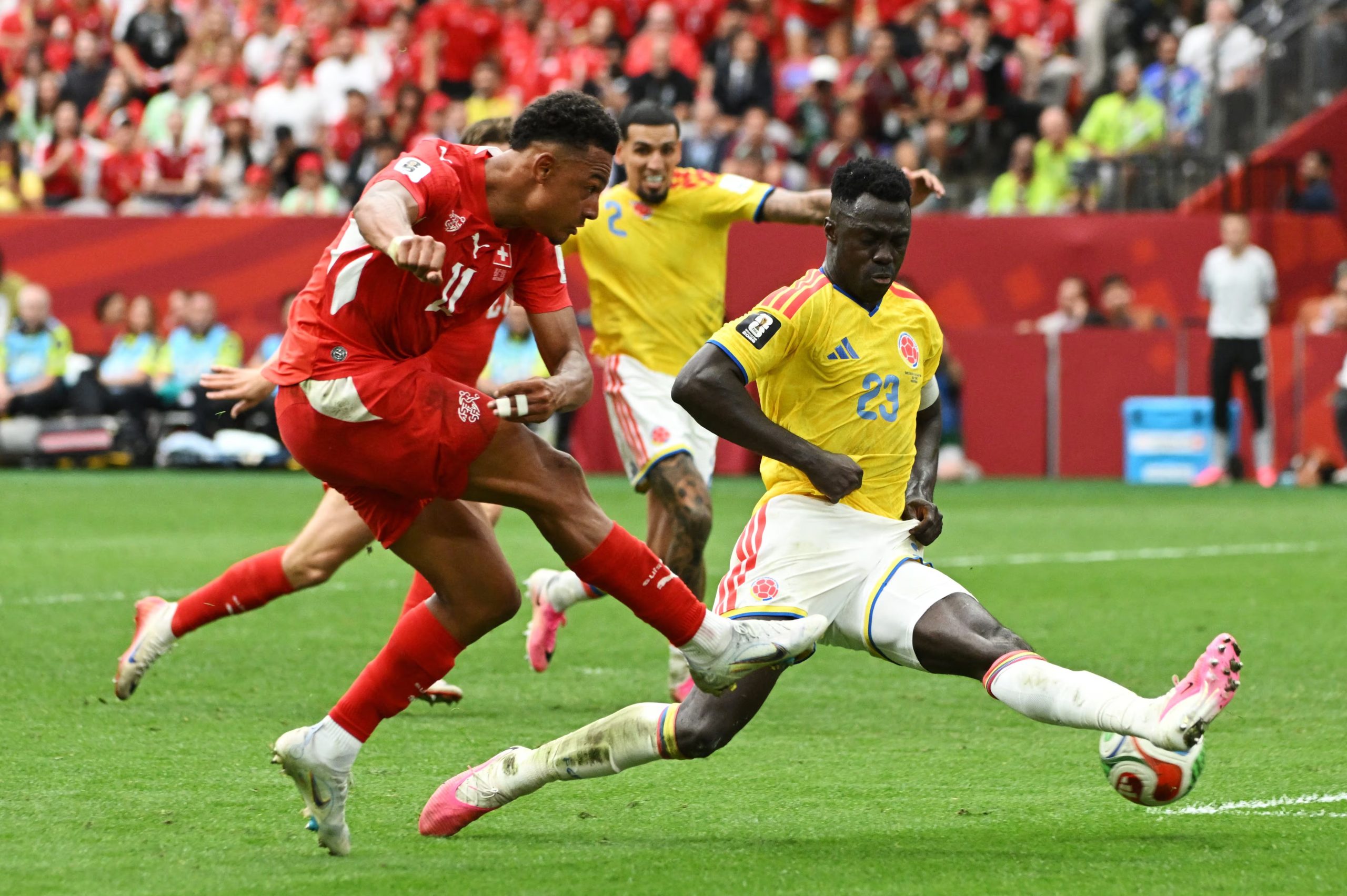 Dávinson Sánchez se consolidó como el defensor inicialista de la Selección Colombia en el Mundial 2026 - crédito Simon Fearn/IMAGN IMAGES vía Reuters