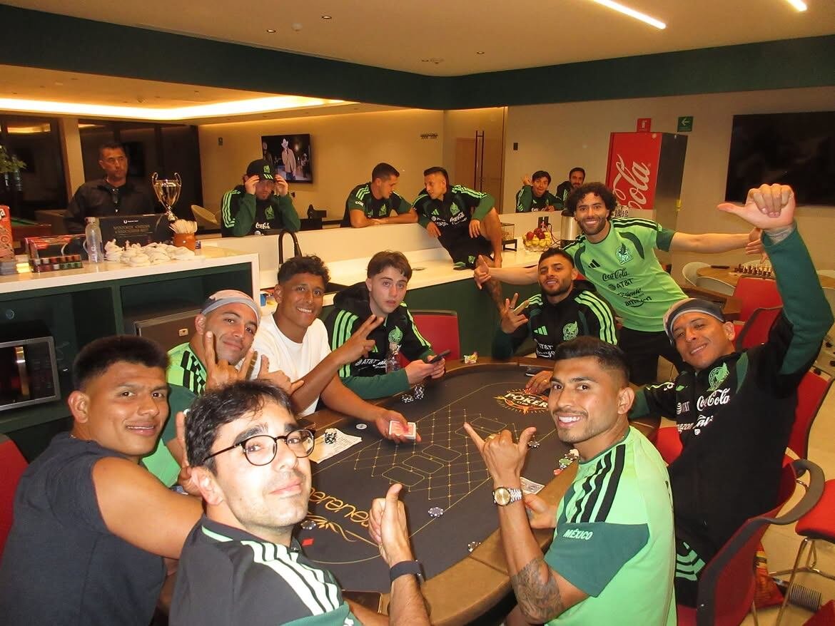 La Selección Mexicana concluyó su camino en el Mundial 2026 al caer eliminada en los Octavos de Final frente a Inglaterra (Instagram Santiago Gimenez)
