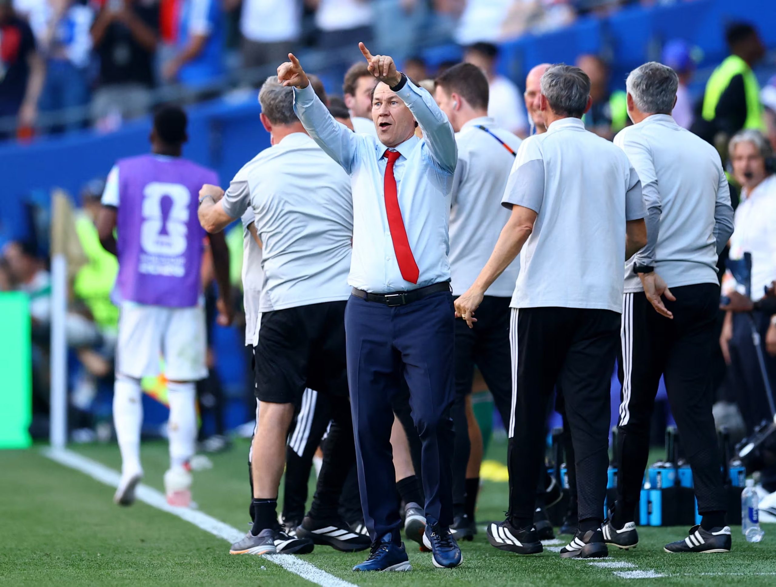 El entrenador es conocido por vivir los partidos con pasión. (REUTERS/Albert Gea)