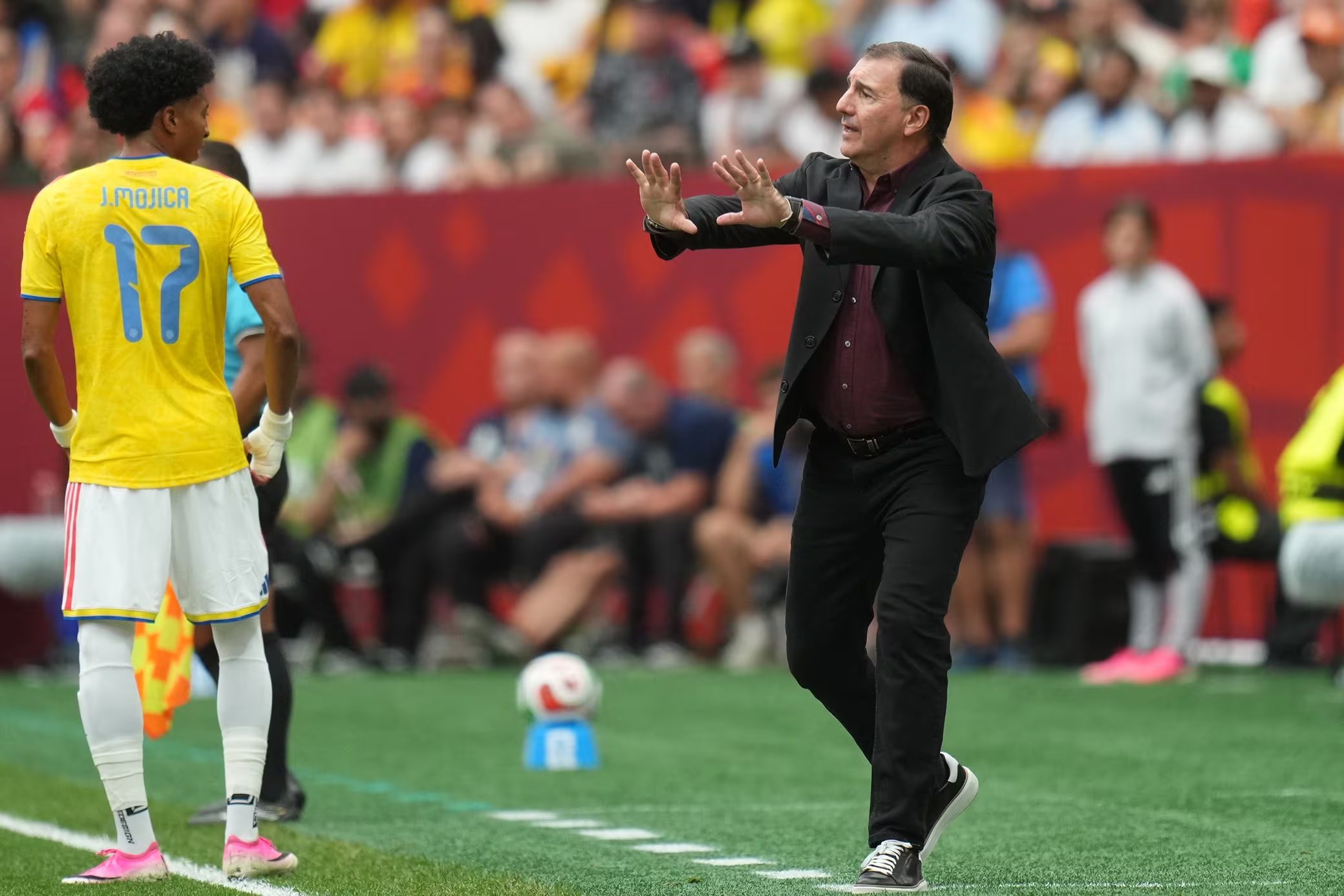 Néstor Lorenzo lleva con la Selección Colombia desde julio de 2022 y fue subcampeón de la Copa América 2024 - crédito BOB FRID/EFE