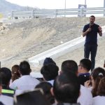 Obras que se cumplen, conectividad que transforma: el presidente Daniel Noboa entrega el Puente Quimís y anuncia nuevas inversiones viales para Manabí
