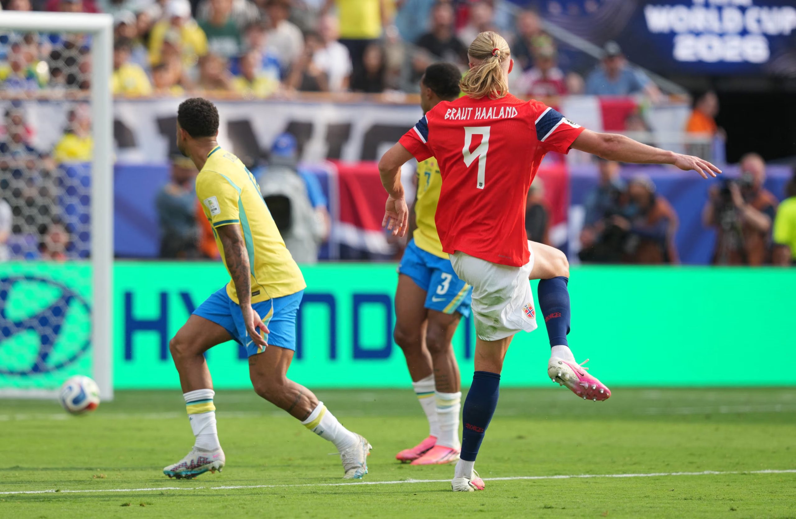 Erling Haaland al momento de marcar su segundo gol ante Brasil-crédito James Lang/IMAGN IMAGES via Reuters