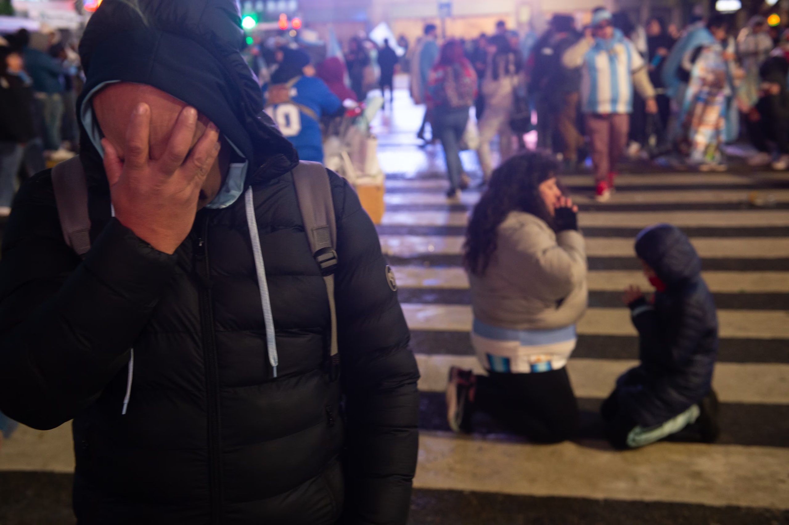 Algunos hinchas se mostraron tristes sobre el final del encuentro 