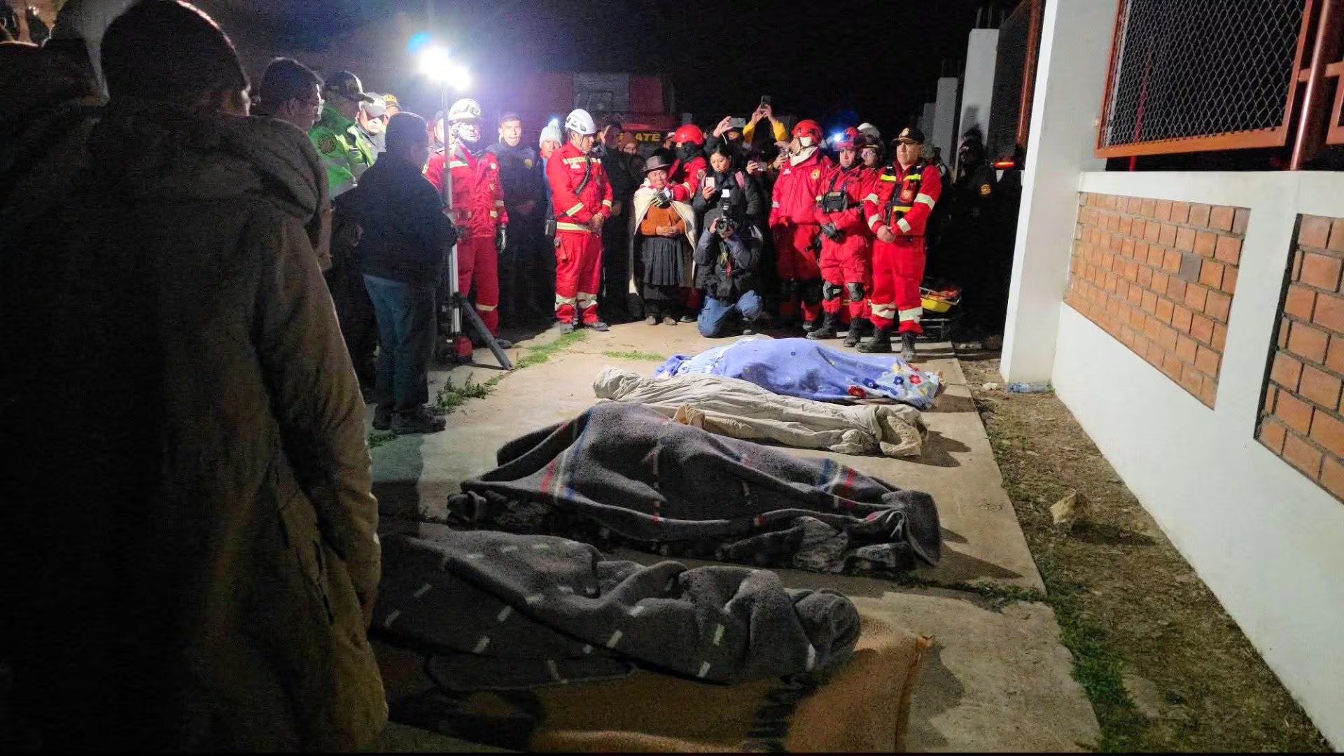 Sismo en Junín deja 5 fallecidos