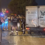 Hallan a un hombre muerto dentro de un vehículo estacionado frente a la morgue de Guayaquil