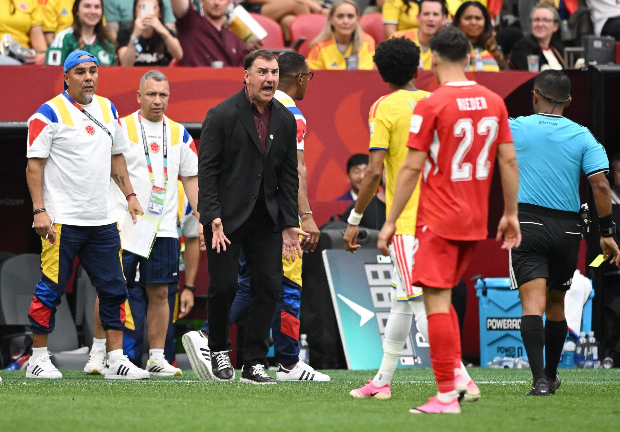 Carlos Antonio Vélez cuestionó que Néstor Lorenzo le hubiera entregado a un jugador el manejo de la Selección Colombia durante el Mundial 2026-crédito Anne-Marie Sorvin/IMAGN IMAGES vía REUTERS