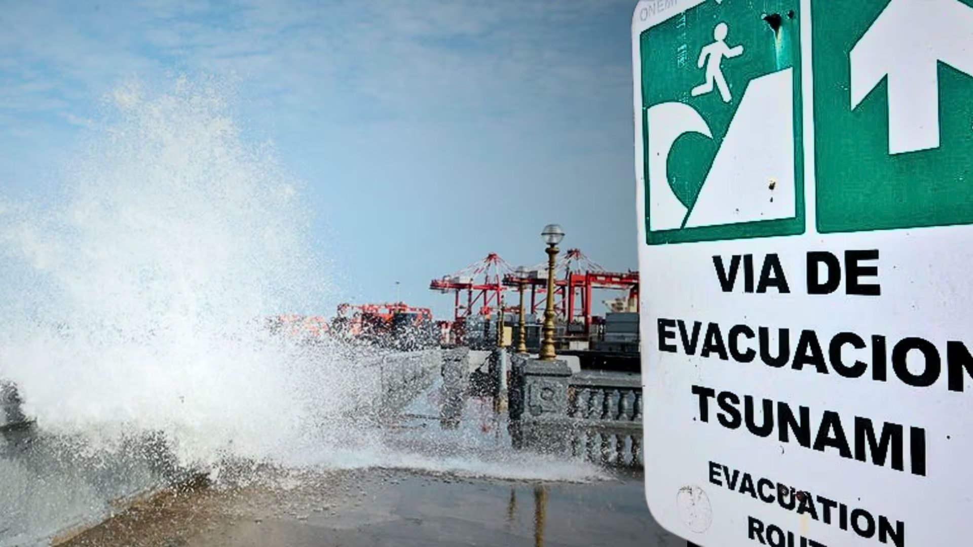 Personal de la Marina supervisa el litoral peruano tras la alerta emitida por posible tsunami.
Composición Infobae Perú