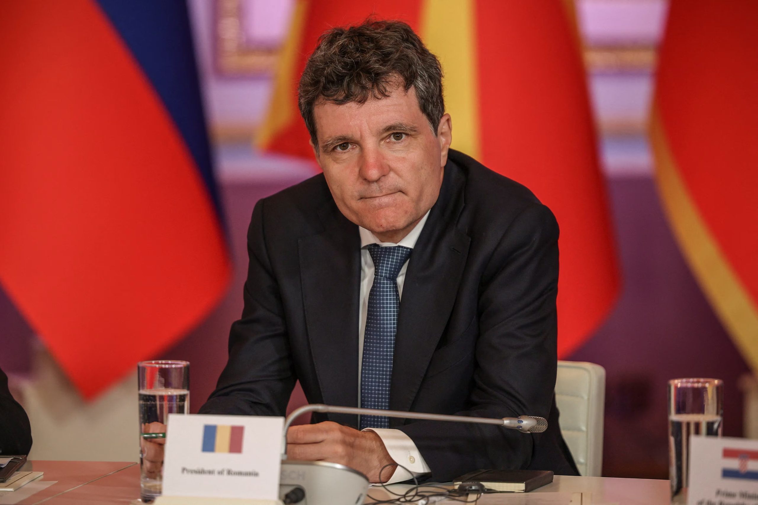 Nicusor Dan afirmó que Rumanía investigará el ataque al buque petrolero y dijo que el hecho podría estar vinculado con la guerra de Rusia contra Ucrania. (REUTERS/ARCHIVO)