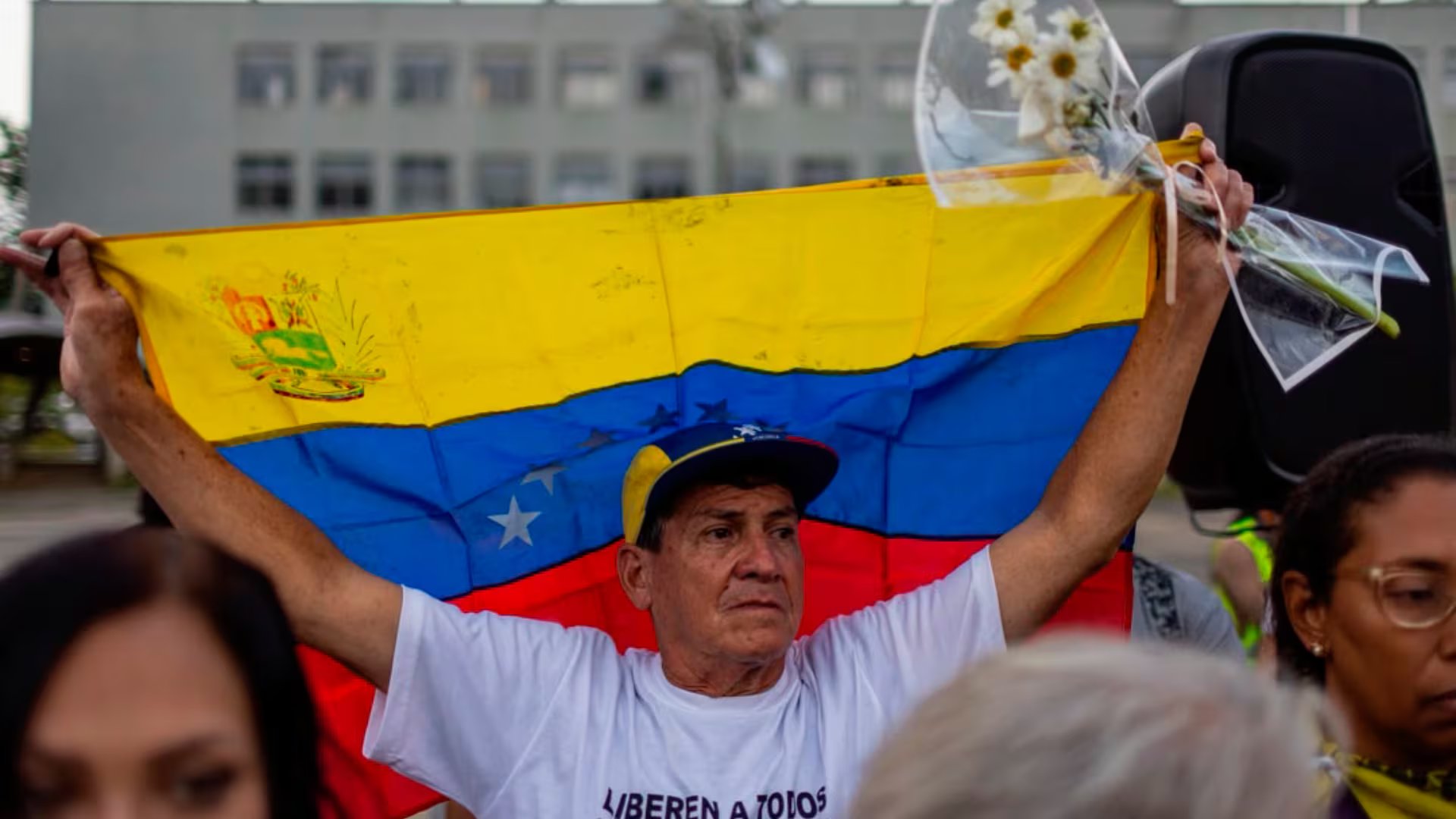 Familiares de presos políticos pidieron la liberación de sus seres queridos (@Clippve)