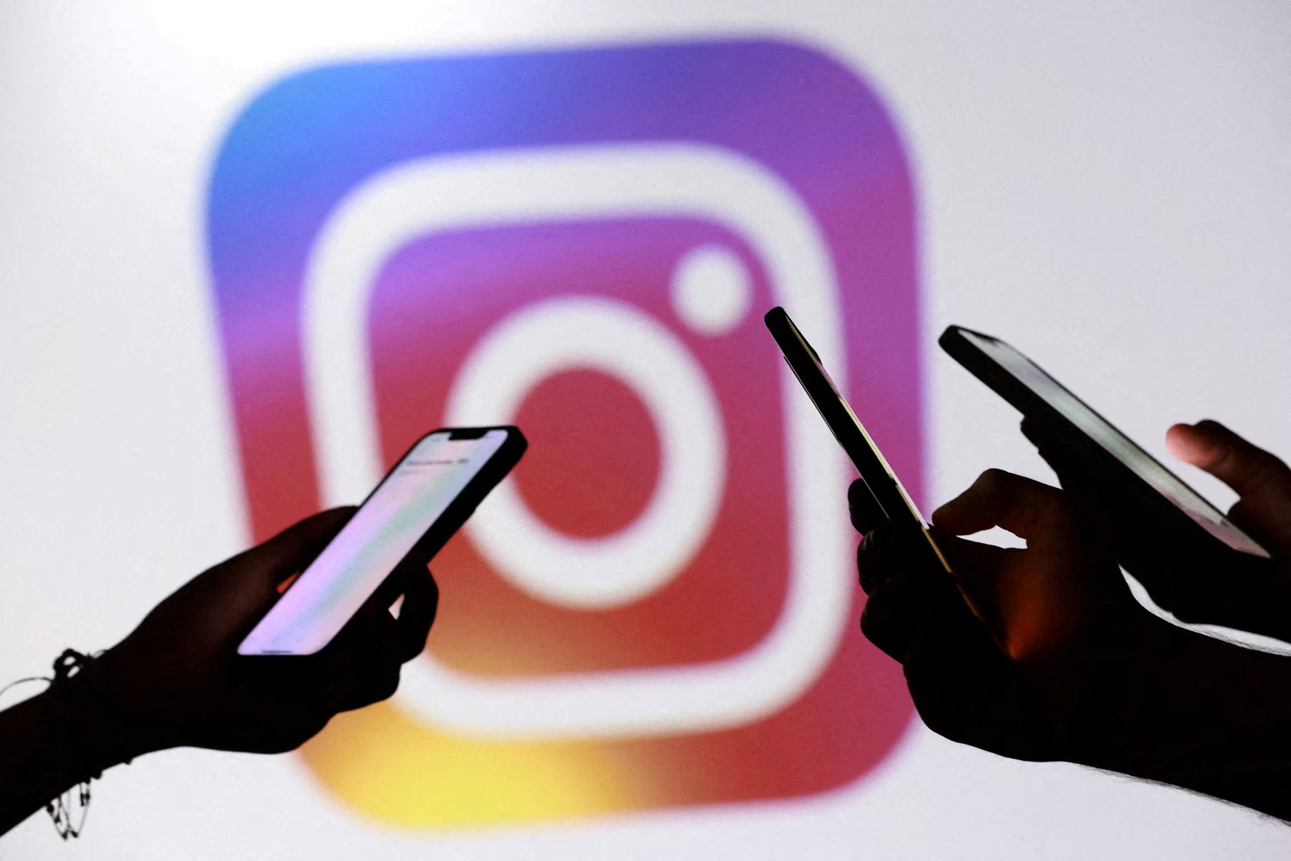 La cuenta de Instagram de Vozinha batió records en incremento de número de seguidores. (Foto: REUTERS/Dado Ruvic/Illustration/File Photo/File Photo)