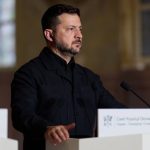 Zelenski pide una Ucrania libre de Rusia y se erige como líder europeo en defensa
