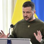 Zelensky reemplaza al jefe del Ejército ucraniano tras protestas