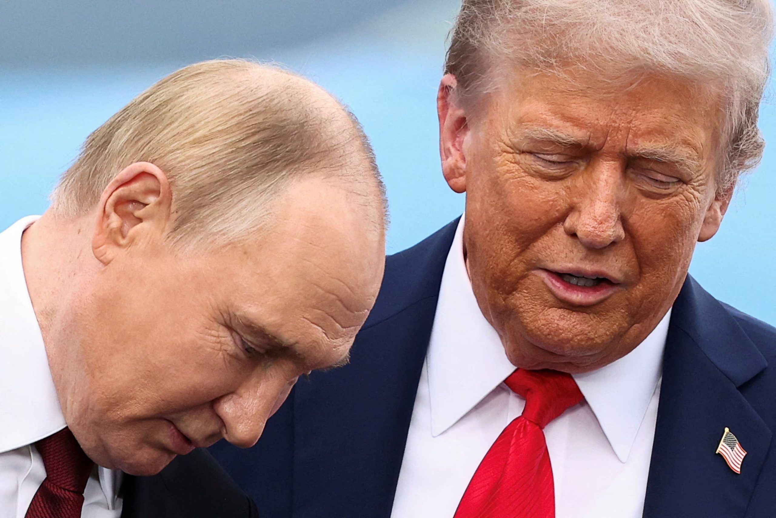 Las relaciones entre Washington y Moscú también atraviesan un período de mayor tensión tras los contactos que llevaron a Trump a invitar al presidente ruso, Vladimir Putin, a una cumbre en Alaska en agosto del año pasado (REUTERS)