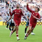 ¡DIVIDEN HONORES! – Liverpool rescató el empate (2-2) ante Newcastle en la Premier League