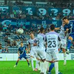 EMOTIVA VICTORIA: Emelec venció de forma agónica a Leones FC en el Capwell