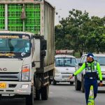 Autoridades de tránsito buscan regular el transporte pesado en Guayaquil