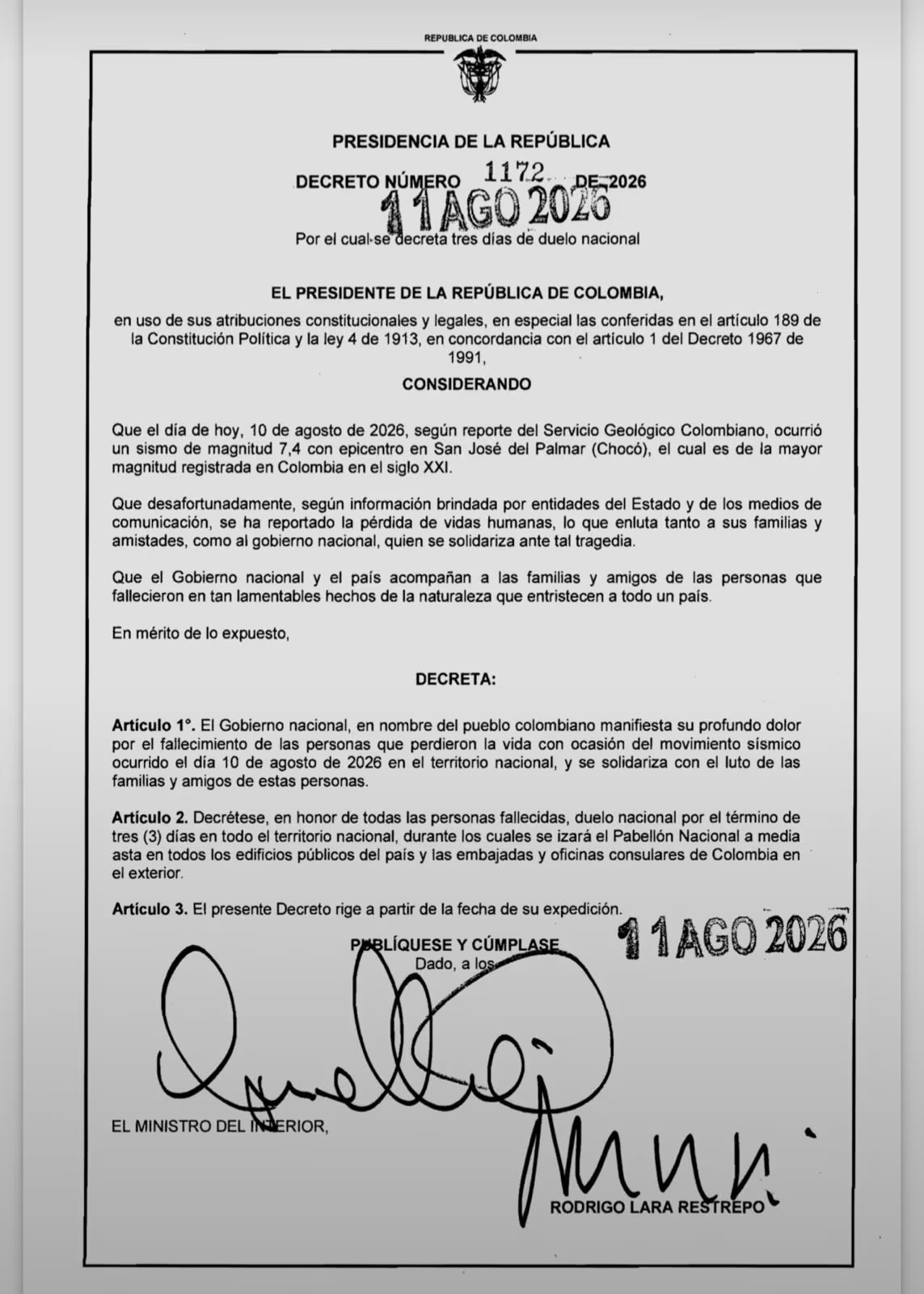 El presidente de la República ordenó que se izara el Pabellón Nacional a media asta en todos los edificios públicos del país y las embajadas y oficinas consulares de Colombia en el exterior - crédito Dapre