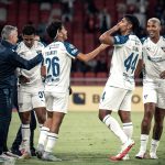 LOS ALBOS SIGUEN EN RACHA: Liga de Quito derrotó 2-0 a Emelec en Casa Blanca