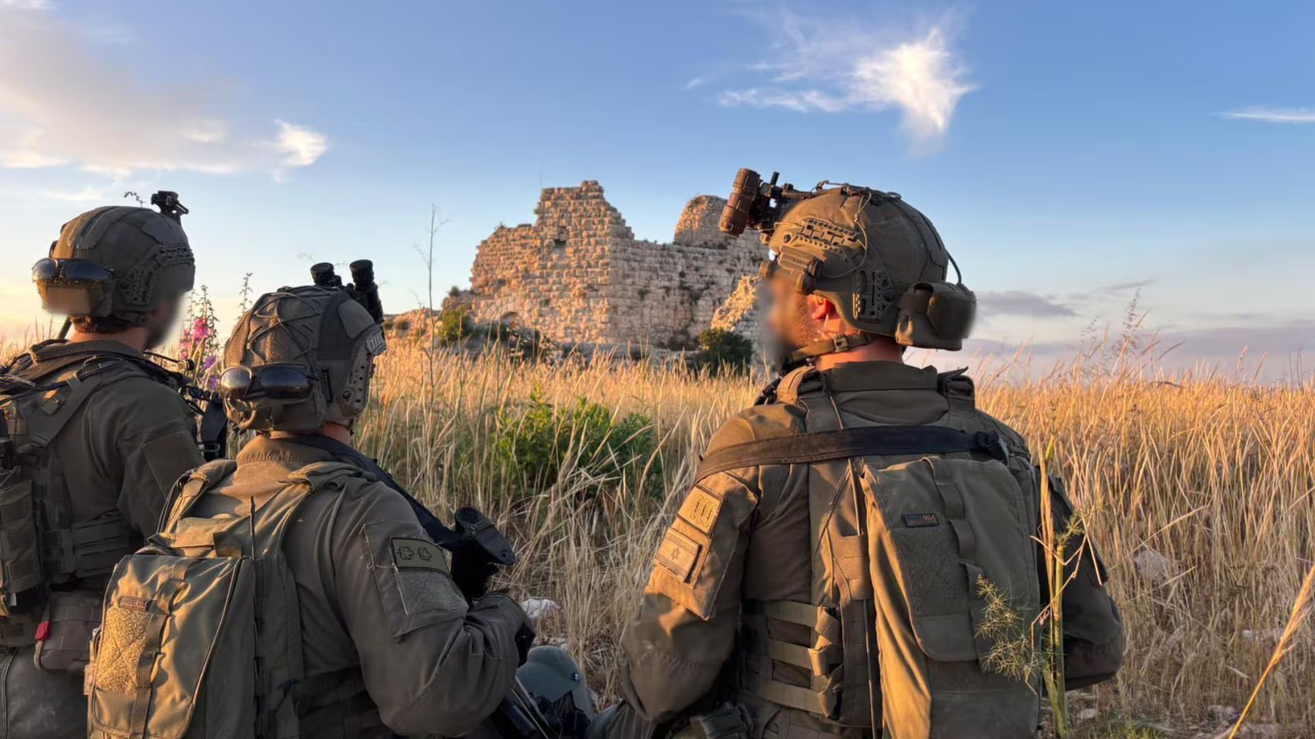 Las FDI iniciaron una operación extensa en la cresta de Beaufort y en el área del Nahal Saluki en el sur de Líbano (@IDFonline)