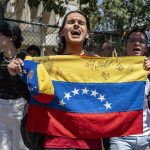 ONG denuncia «castigo extendido» a familias de presos políticos en Venezuela