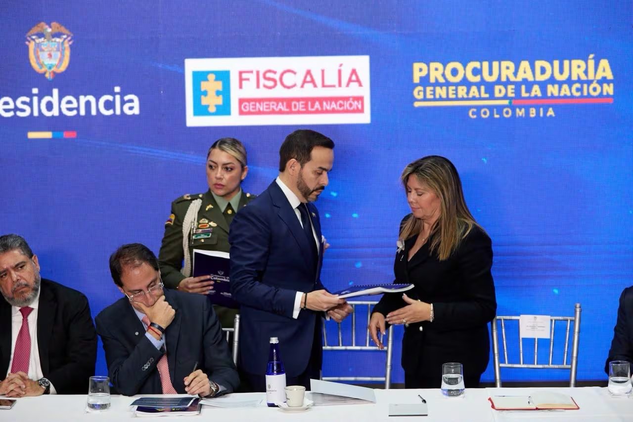 El informe advierte sobre la incertidumbre para cubrir los pagos de bonos pensionales durante el resto del año, señalando que la ampliación del programa no fue acompañada de una planeación financiera clara - crédito Fiscalía 
