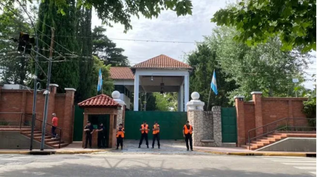 El Presidente se mantiene aislado en la Quinta de Olivos