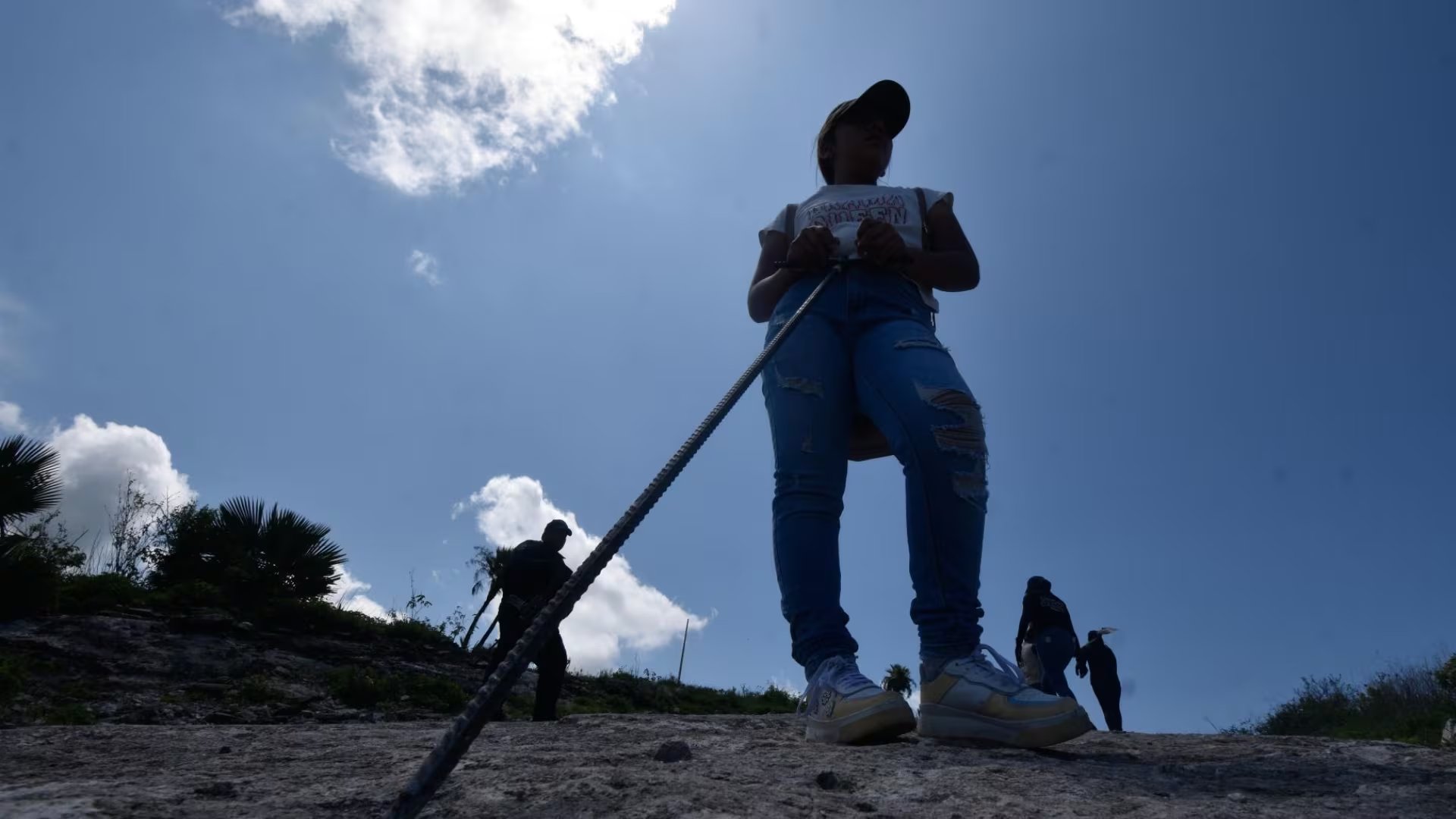En México, la violencia del crimen organizado ha provocado un abrupto incremento en el número de personas desaparecidas y fosas clandestinas. (Cuartoscuro)