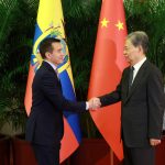 Daniel Noboa se reúne con presidente de la Asamblea Popular Nacional de China