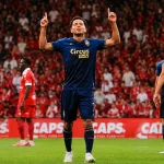 DOBLETE TRICOLOR: Anthony Valencia brilló en goleada del Royal Antwerp