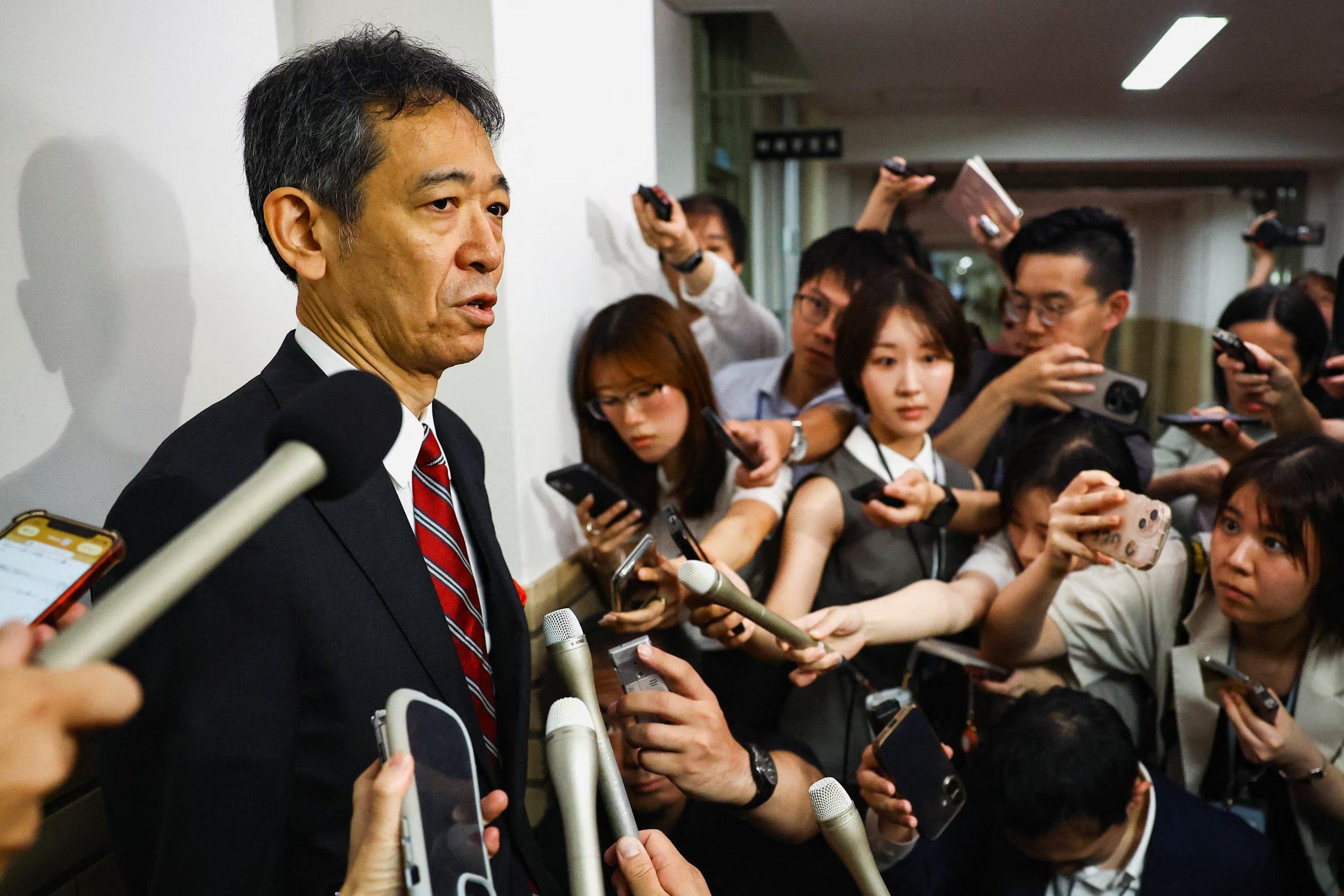 El principal responsable japonés de la política cambiaria, Atsushi Mimura (REUTERS)
