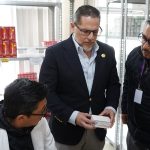 Ministro de Salud Pública recorre centros de salud del sur de Quito para verificar la calidad de atención y el abastecimiento de medicamentos