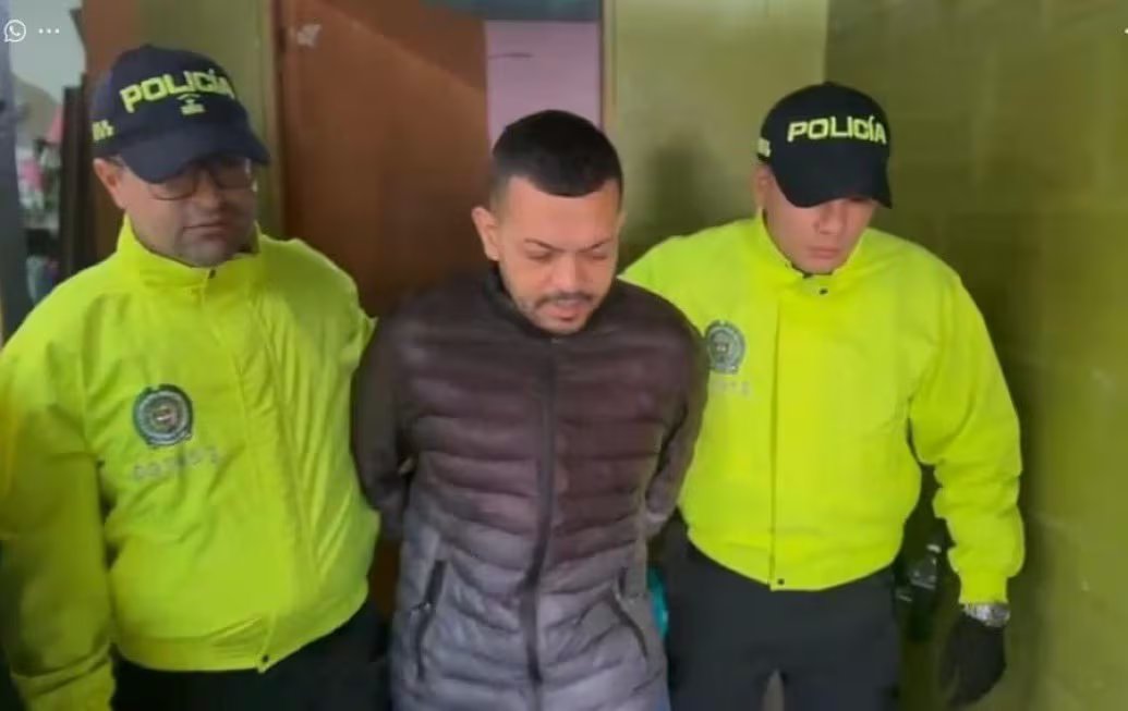 Elder Jose Arteaga, alias El Costeño, es uno de los personajes clave para desentramar la hipótesis que investiga la Fiscalía: la presunta infiltración del esquema de Miguel Uribe - crédito suministrada a Infobae Colombia
