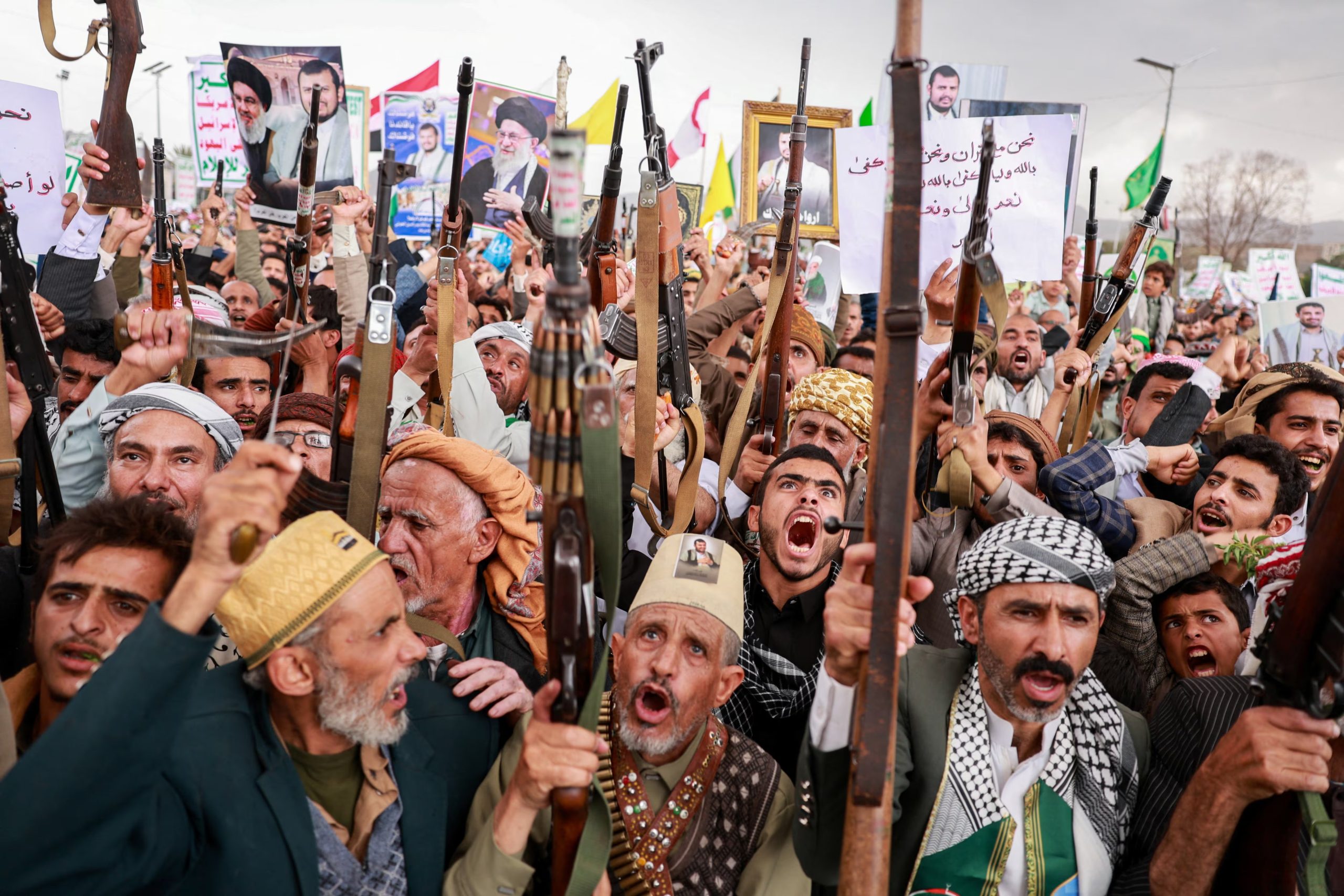 La escalada en Yemen coincide con nuevos ataques hutíes contra objetivos marítimos vinculados a Arabia Saudí en el mar Rojo. (REUTERS/ARCHIVO)
