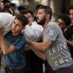 Cuatro palestinos muertos, un niño, en bombardeos israelíes pese a tregua en Gaza