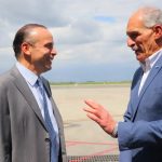 Nasry Asfura llega a Cali para investidura de Abelardo de la Espriella