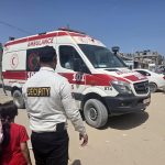 Nuevos bombardeos israelíes no detienen evacuación médica desde Gaza