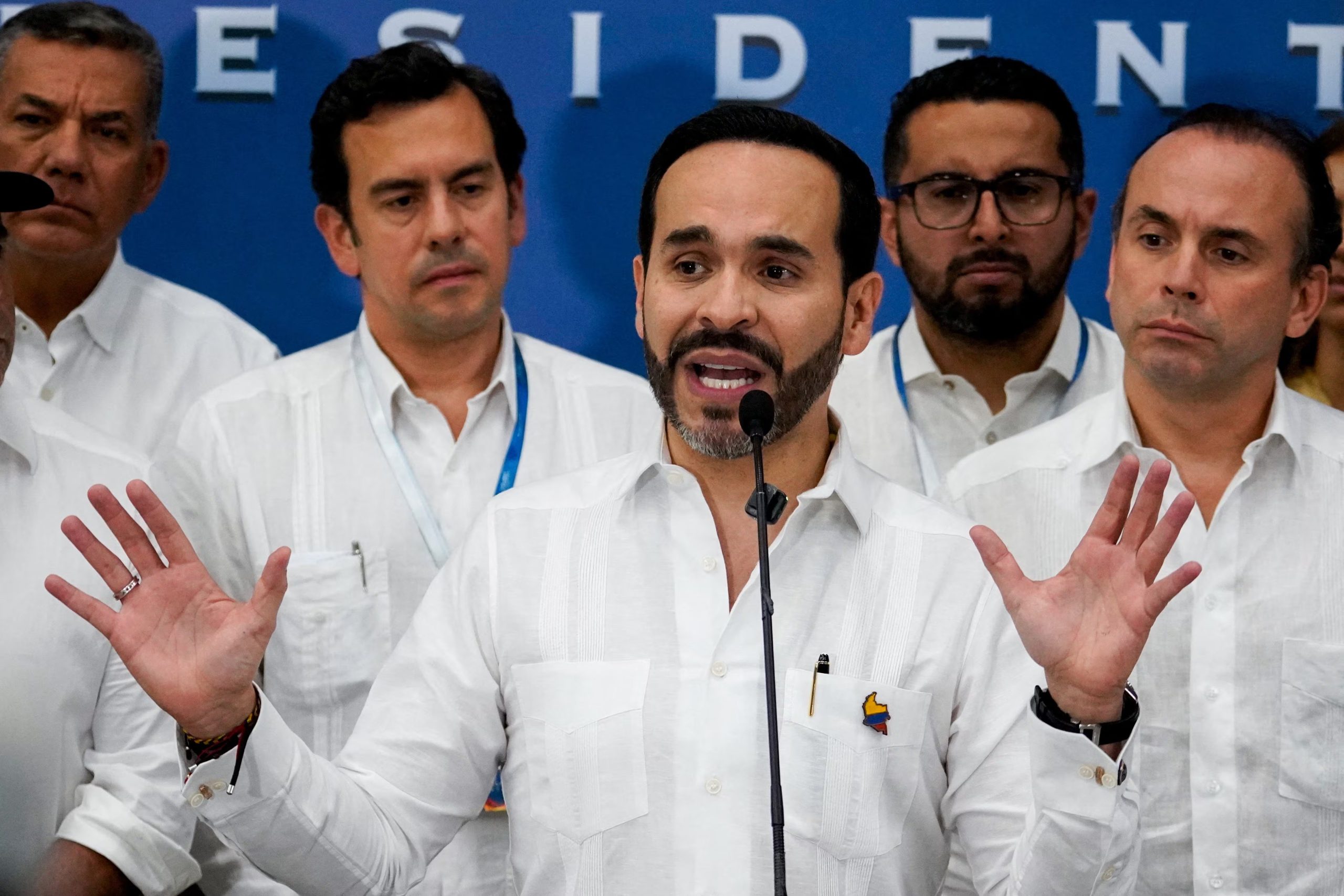 La gobernadora del Valle del Cauca sostuvo que existen alertas de seguridad, pero dijo que no hay hechos confirmados en Cali - crédito Charlie Cordero/REUTERS