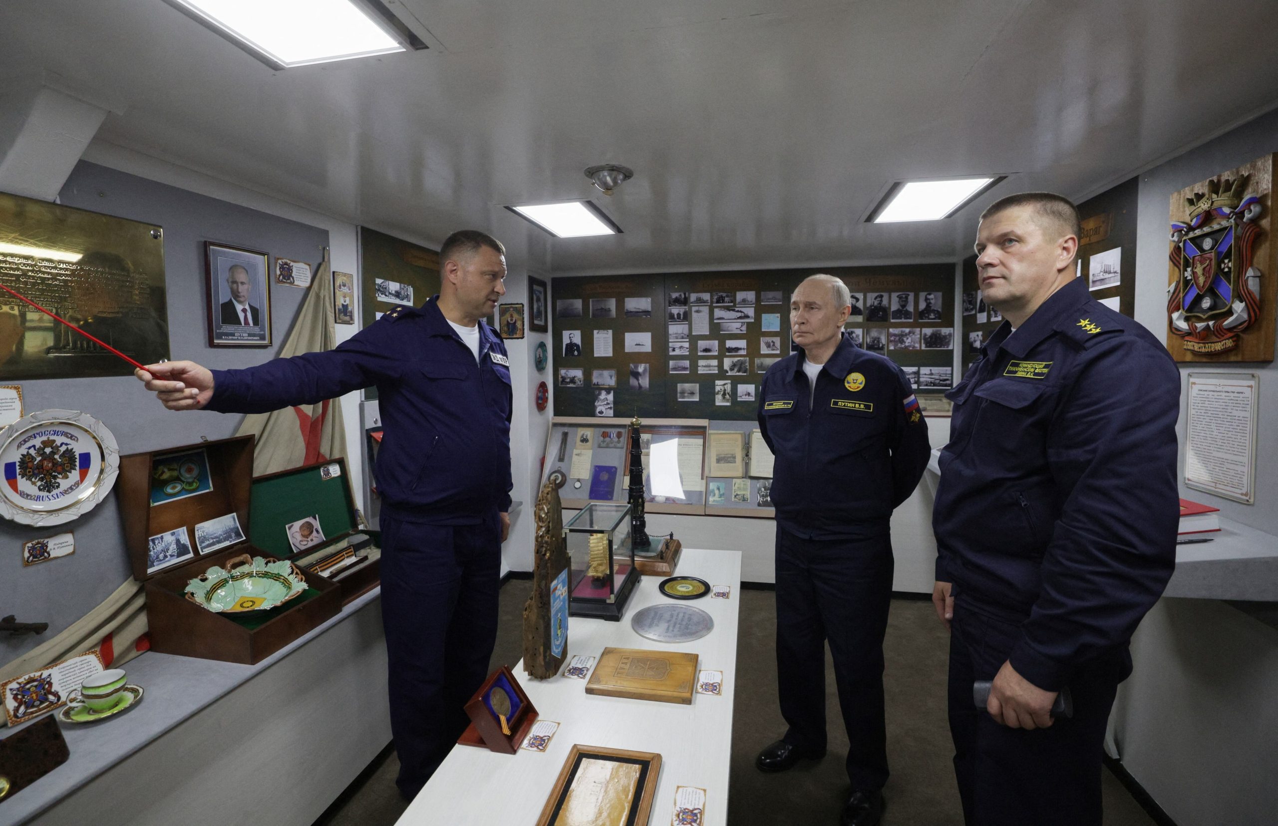 Putin visitó el Varyag en el lejano oriente ruso (Foto de Gavriil Grigorov / POOL / AFP)