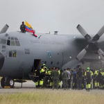 Grupo de rescatistas de Ecuador viaja a Colombia para apoyar en búsqueda de desaparecidos por el terremoto