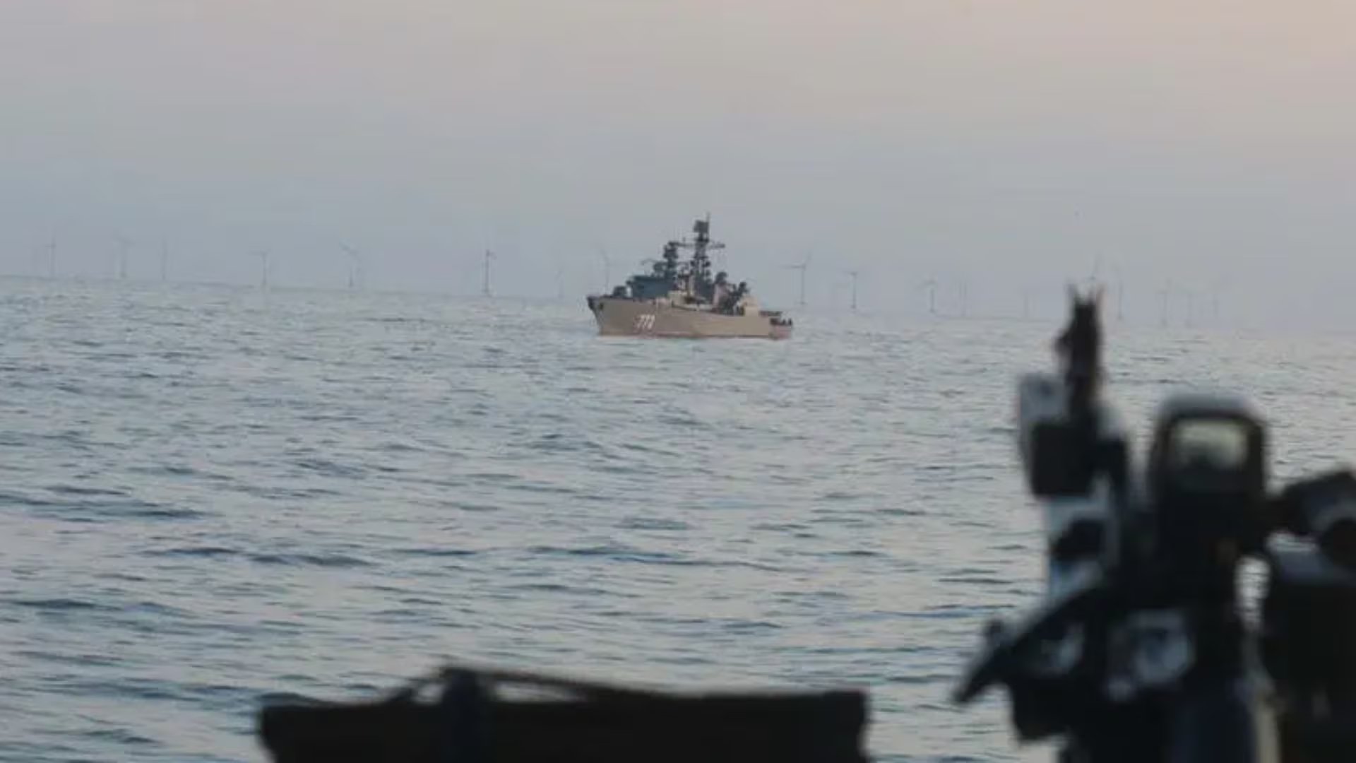 Reino Unido intensificó su vigilancia en aguas británicas ante el aumento de la actividad de la “flota fantasma” rusa (Créditos: Marina Real de Reino Unido)