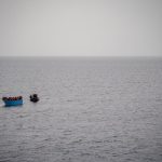 Siete migrantes muertos y 50 supervivientes tras un naufragio en aguas de Libia